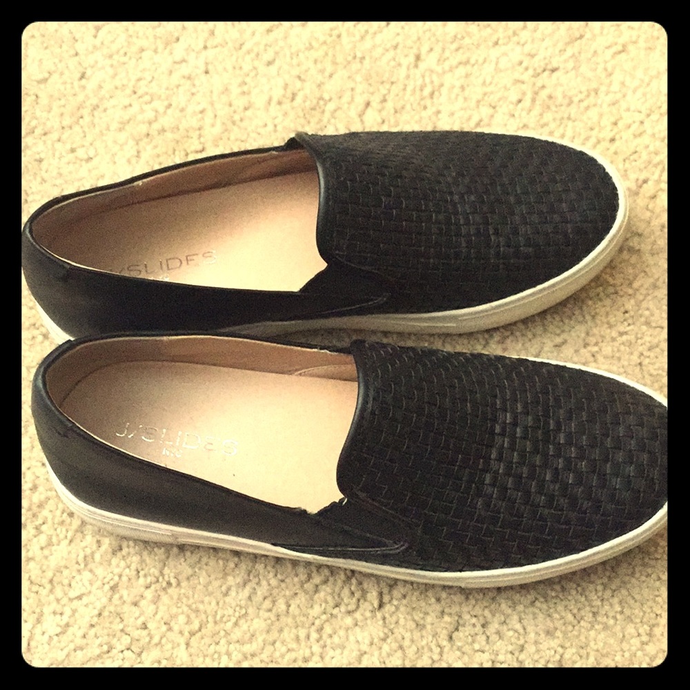 J/Slides black slip-ons